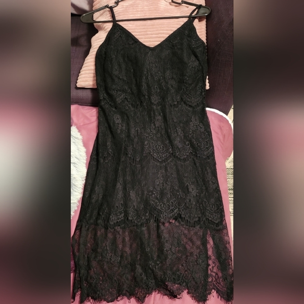 Forever 21 Black Lace Slip Dress /Cami Dress! Size Large!!